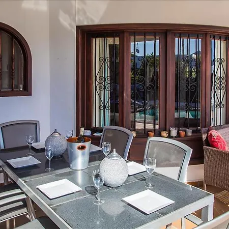 Villa In Puerto Del Carmen Sleeps 6 Includes Swimming Pool Air Con And Wifi 0