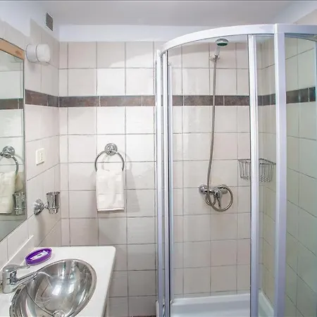 In Puerto Del Carmen Sleeps 6 Includes Swimming Pool Air Con And Wifi 0 * Puerto del Carmen (Lanzarote)